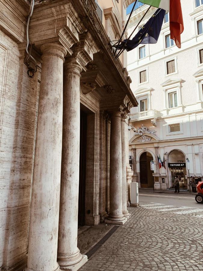 Residenza Tritone Luxury Guest House Trevi Fountain Rzym Zewnętrze zdjęcie