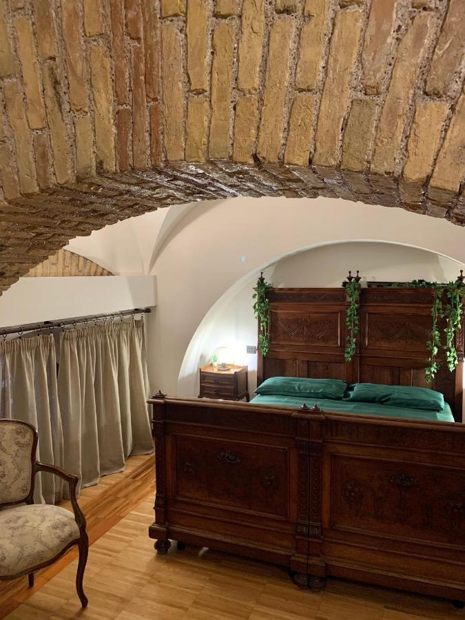 Residenza Tritone Luxury Guest House Trevi Fountain Rzym Zewnętrze zdjęcie