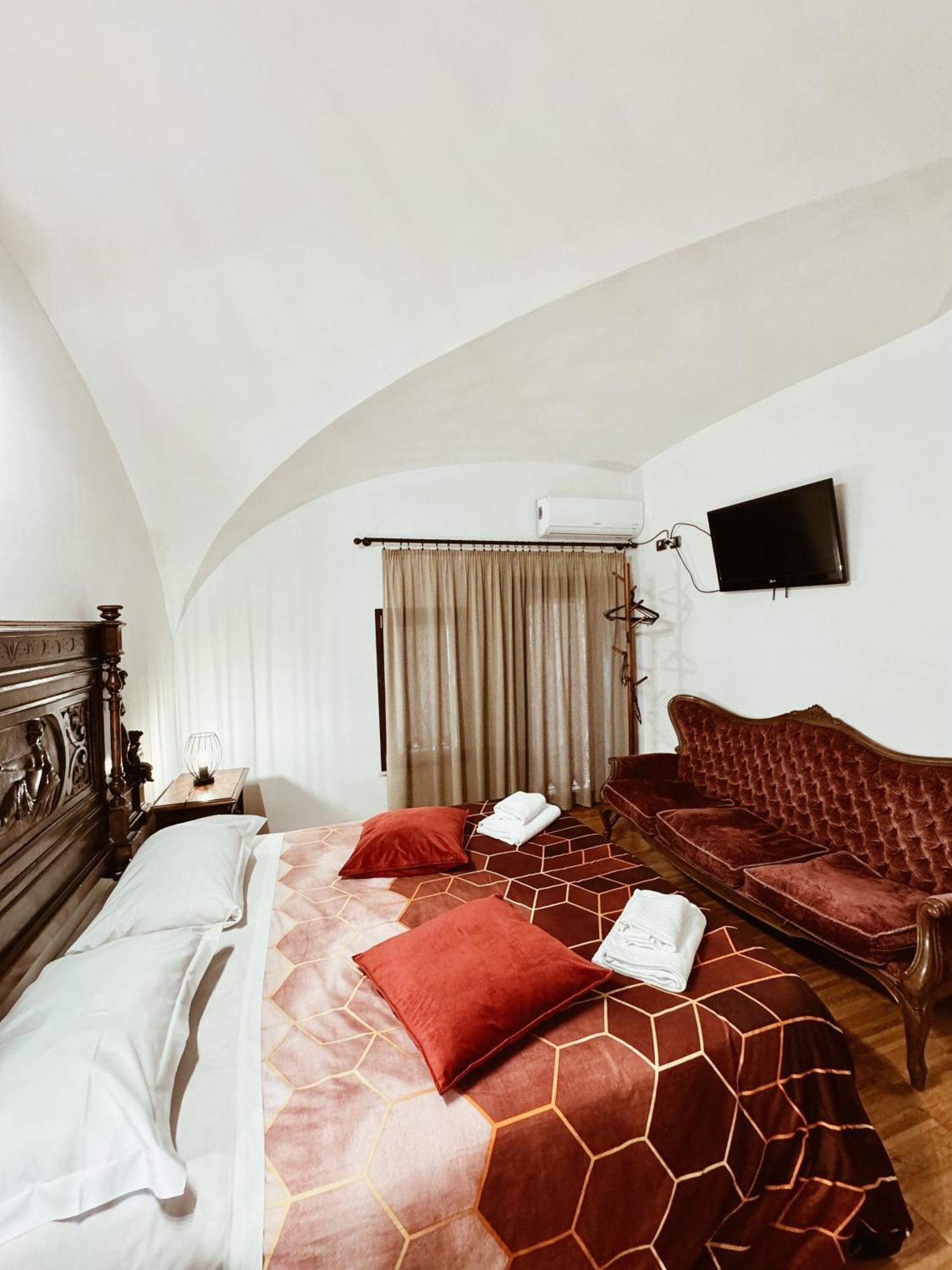 Residenza Tritone Luxury Guest House Trevi Fountain Rzym Zewnętrze zdjęcie